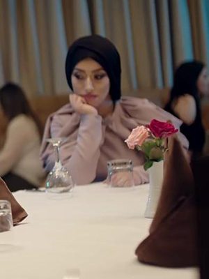 Partial Curl Ups Exercise